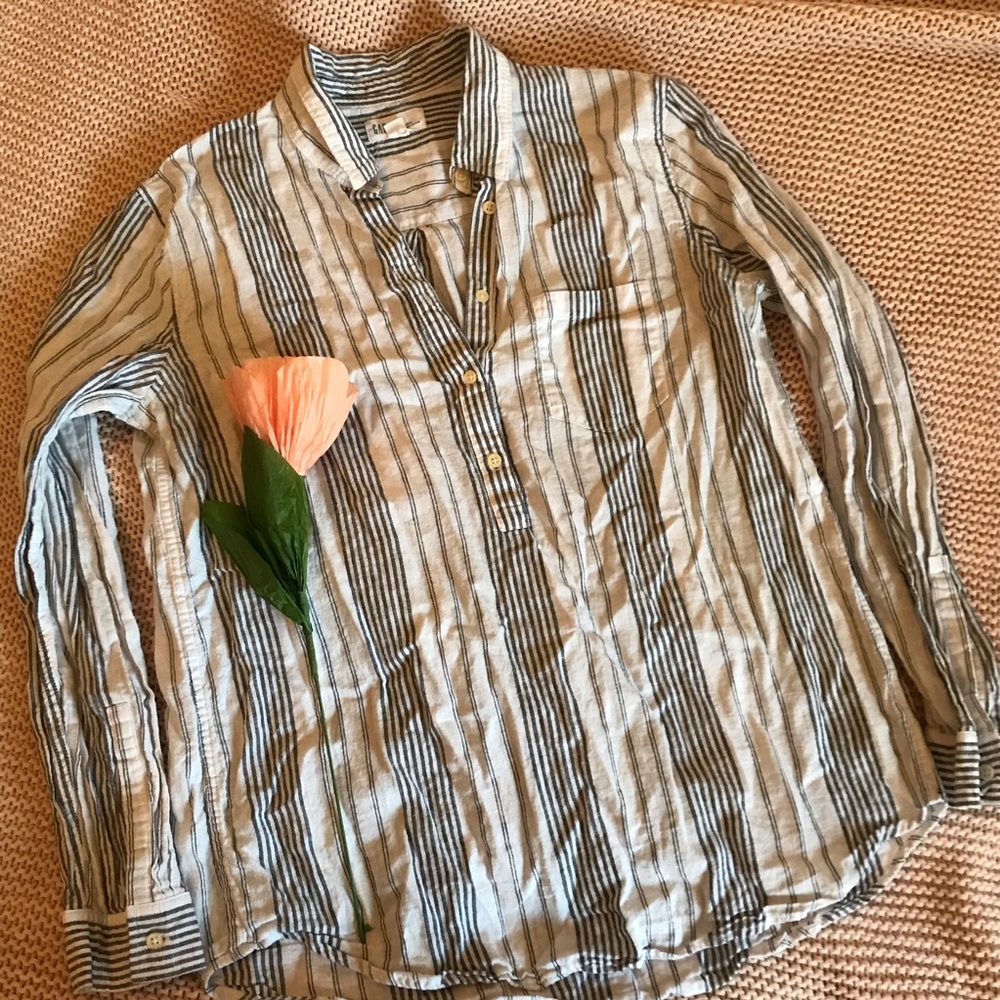 GAP linen cotton blend striped top